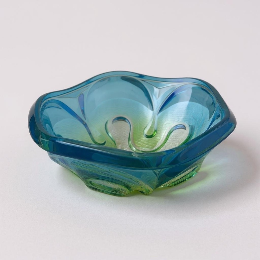Elegant‎ Vintage Mikasa Royal Symphony Centerpiece Art Glass Bowl